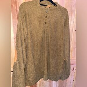 Ribbed Men’s pullover / patched elbow